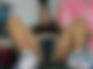 Live cam show with amberbrown19 - Colombia on Adult Interactions