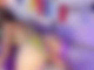 Live cam show with Emmi - Erotic Dance on Hubzter Live