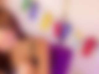 Live cam show with Emmi - Blonde Hair Shaved Pussy on CamClone