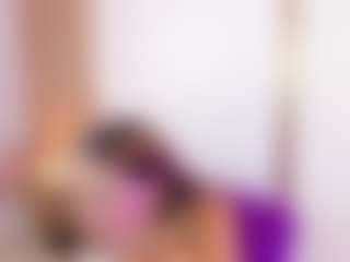 Emmi's Live Sex Cam Show