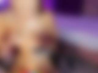 Live cam show with EmmiHops - Bdsm on livesuperchat.net