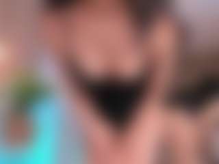 Live cam show with Isabellax21 - Teen (18+) on Uber Horny