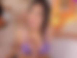 Live cam show with Isabellax21 - Deepthroat on Camsoda