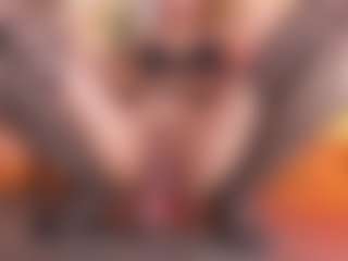 Live cam show with Isabellax21 - Teen (18+) on TeamSkeetLive