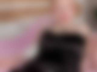 Live cam show with AngelWise - Flashing on crypto-cams