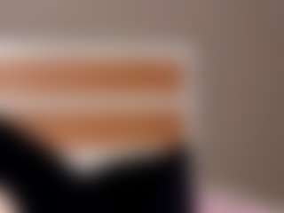 Live cam show with AngelWise - Public Red Hair on SquirtSoMuch