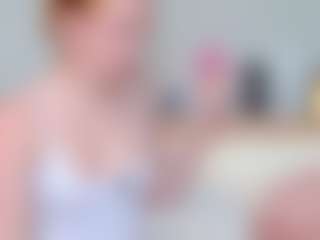 Live cam show with AngelWise - Natural on livesuperchat.net
