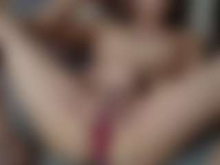 Live cam show with JoelleApril - Smoking on boobsie.com