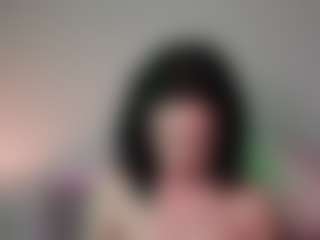 Live cam show with JoelleApril - Smoking on makecum.org