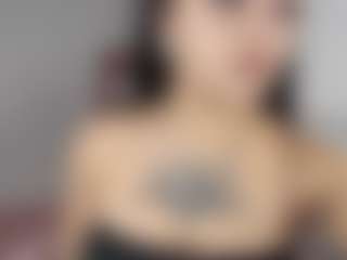 Live cam show with miazafiro - Moaning on sexytreat.net