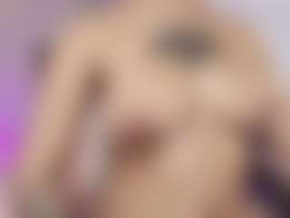 Live cam show with miazafiro - Petite on infinitiblacc.com