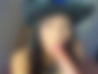 miazafiro's Live Sex Cam Show