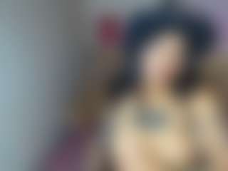 miazafiro's Live Sex Cam Show