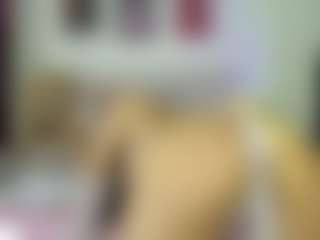 miazafiro's Live Sex Cam Show