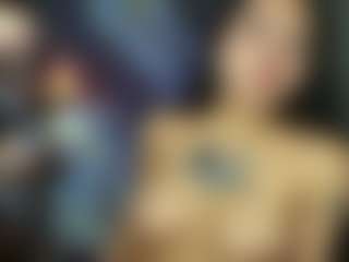 miazafiro's Live Sex Cam Show