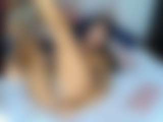 miazafiro's Live Sex Cam Show