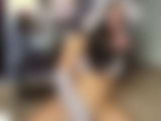 miazafiro's Live Sex Cam Show