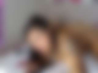 miazafiro's Live Sex Cam Show