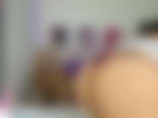 miazafiro's Live Sex Cam Show