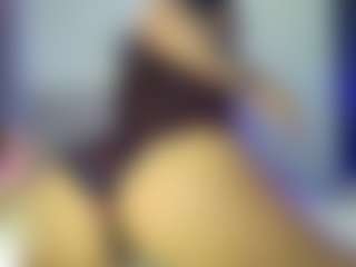 miazafiro's Live Sex Cam Show
