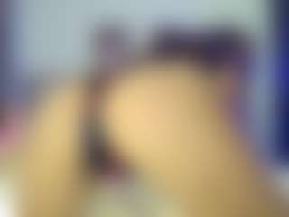 miazafiro's Live Sex Cam Show