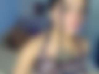 miazafiro's Live Sex Cam Show