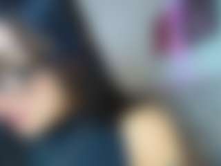 Live cam show with miazafiro - Moaning on Camsoda