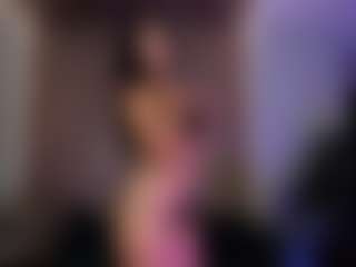 Live cam show with Scarlett Blaze - Striptease on Big Tits