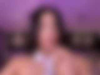 Live cam show with Scarlett Blaze - Brown Hair on Camsoda