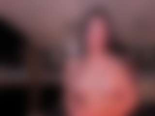 Live cam show with Scarlett Blaze - Full Nudity on xplaylive.com