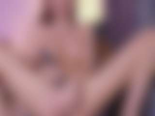 Live cam show with Sienna-Star - Tittyfuck on fapnchat