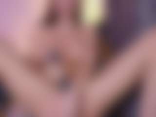 Live cam show with Sienna-Star - Teen (18+) on Latina Girls