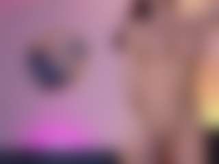 Live cam show with Sienna-Star - Tittyfuck on milfzrlive.com