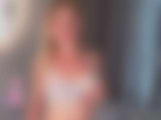 Live cam show with SusanSanders - Blonde Hair on eurowanks.com