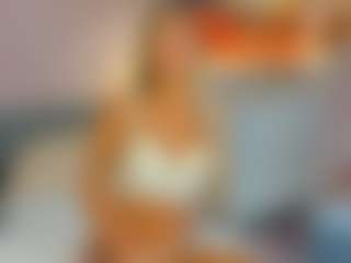 Aura-Powers's Live Sex Cam Show