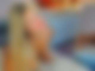 Live cam show with Aura-Powers - Bikini on slutload