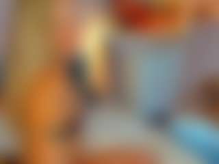 Live cam show with Aura-Powers - Oil on SpankPalCams