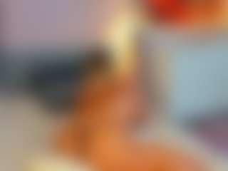 Live cam show with Aura-Powers - Flashing on Camsoda