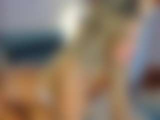Aura-Powers's Live Sex Cam Show