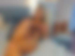 Aura-Powers's Live Sex Cam Show