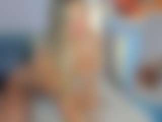 Live cam show with Aura-Powers - Lovense Teen (18+) on Hubzter Live