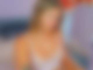 Live cam show with Aura-Powers - Oil on Camsoda