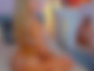 Live cam show with Aura-Powers - Spanks on liverealitysex.com