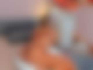 Live cam show with Aura-Powers - Spanks on Camming Site