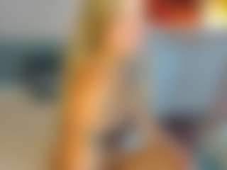 Aura-Powers's Live Sex Cam Show