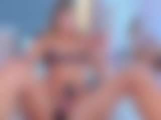 Live cam show with Aura-Powers - Oil on Camsoda