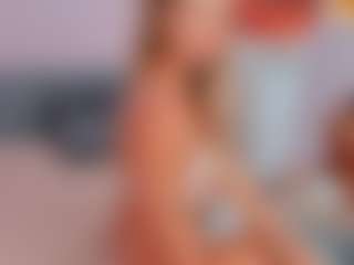 Live cam show with Aura-Powers - Spanks on slutload