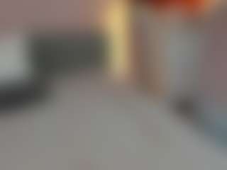 Live cam show with Aura-Powers - Sexy on crypto-cams