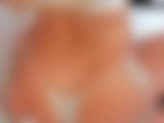 Live cam show with Aura-Powers - Spanks on Camsoda