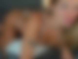 Aura-Powers's Live Sex Cam Show